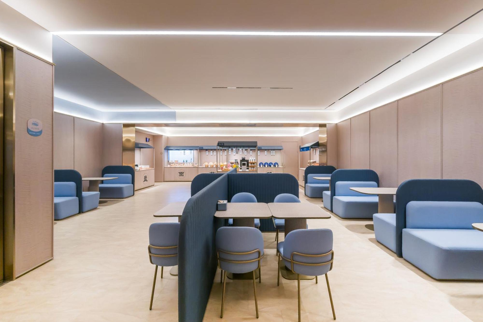 Hanting Waigaoqiao Free Trade Zone Wuzhou Avenue 3*