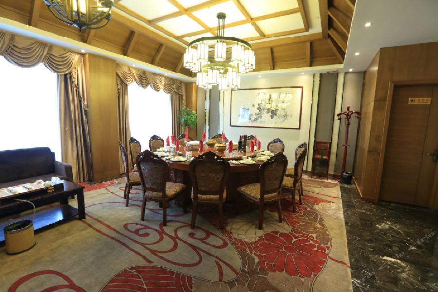Hanting Waigaoqiao Free Trade Zone Wuzhou Avenue Khách sạn 3*